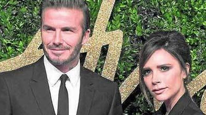 Los Beckham conquistan los 'British Fashion Awards' con su sobria elegancia