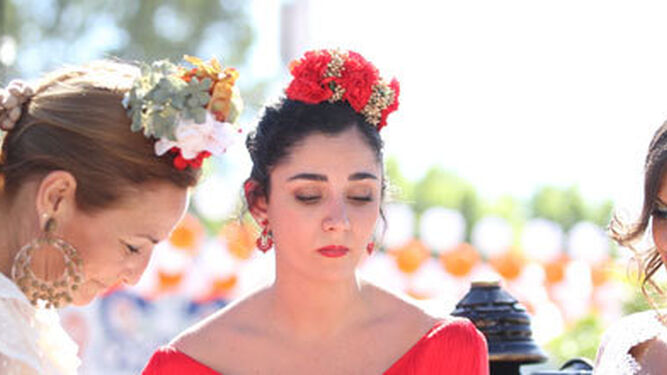 Flamencas en un coche de caballos disfrutando del Real de la Feria/ Diario de Sevilla