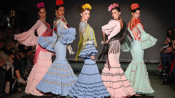 Diseños de la colección de Carmen Acedo vistos en We Love Flamenco 2024.